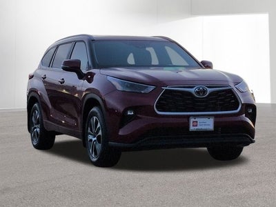 2026 Toyota HIGHLANDER XLE