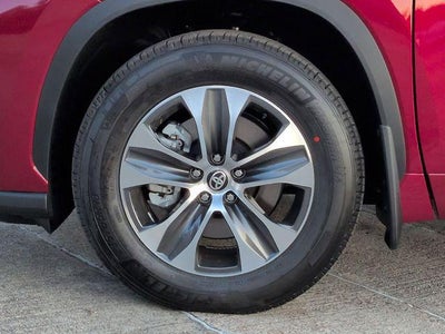 2026 Toyota HIGHLANDER XLE