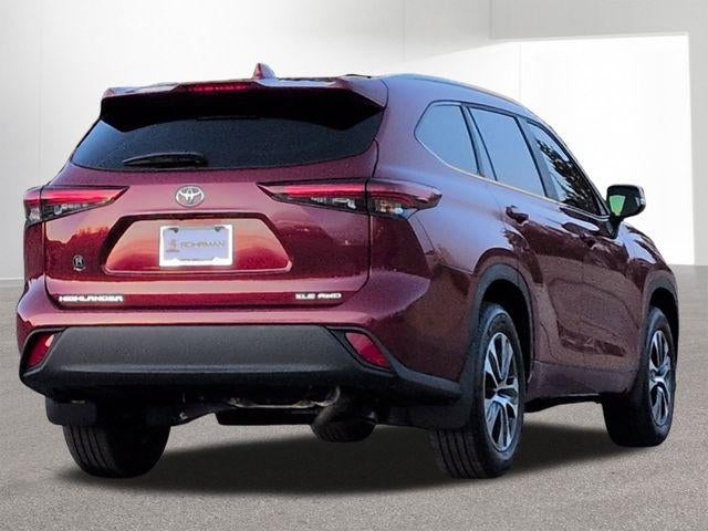 2026 Toyota HIGHLANDER XLE