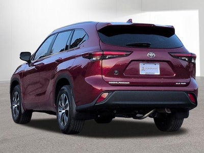 2026 Toyota HIGHLANDER XLE