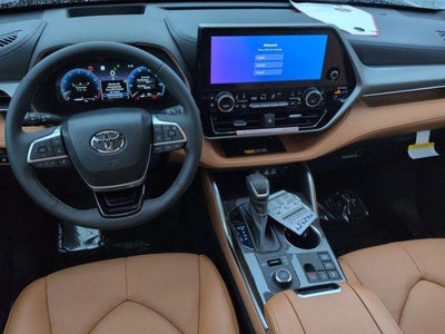 2026 Toyota Highlander Platinum