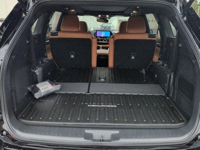 2026 Toyota Highlander Platinum