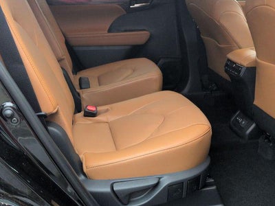 2026 Toyota Highlander Platinum