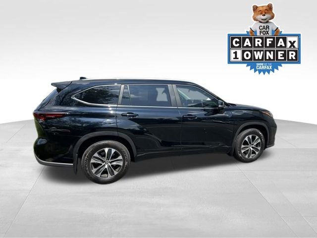 2025 Toyota Highlander XLE