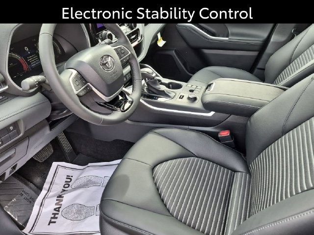 2026 Toyota Highlander XSE