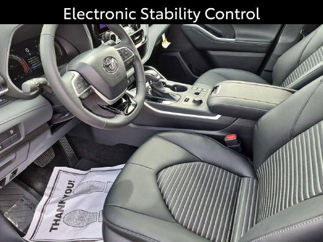 2026 Toyota Highlander XSE