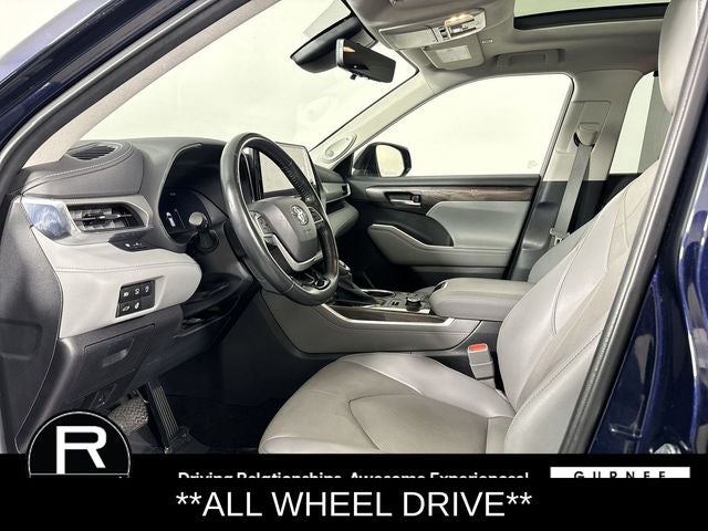 2023 Toyota Highlander Platinum