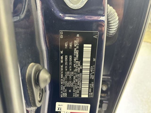 2023 Toyota Highlander Platinum