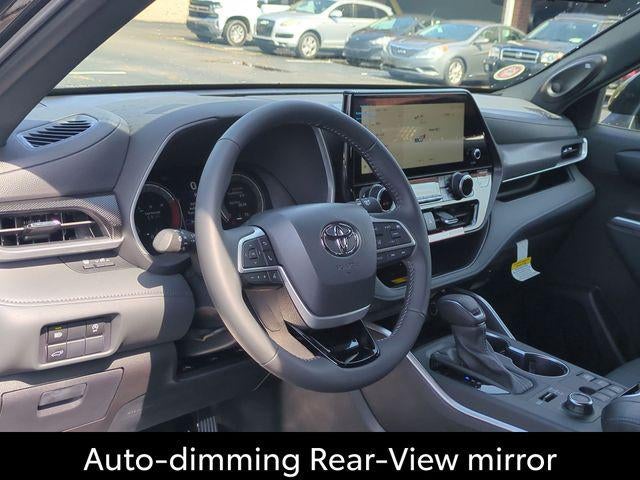 2026 Toyota Highlander XSE