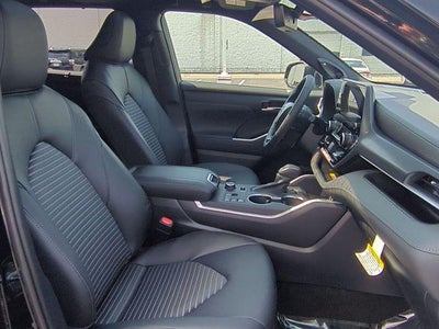 2026 Toyota Highlander XSE