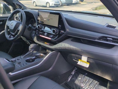 2026 Toyota Highlander XSE