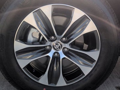 2026 Toyota HIGHLANDER XLE