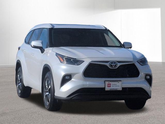 2026 Toyota HIGHLANDER XLE