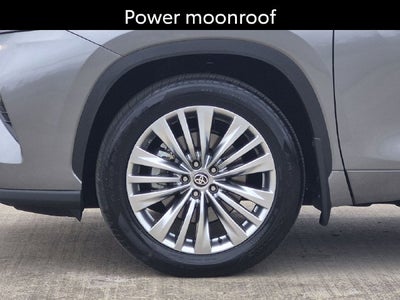 2026 Toyota Highlander Platinum