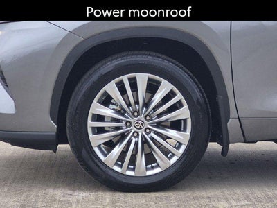 2026 Toyota Highlander Platinum