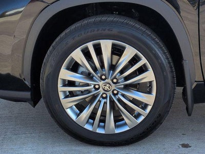 2026 Toyota HIGHLANDER Platinum