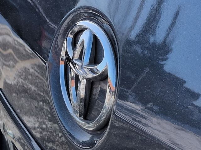 2015 Toyota SIENNA LE 3.5L LE 8 Passenger