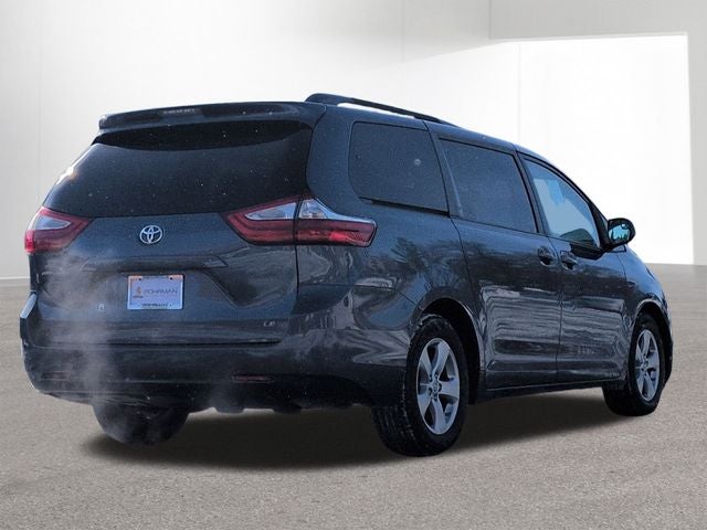 2015 Toyota SIENNA LE 3.5L LE 8 Passenger