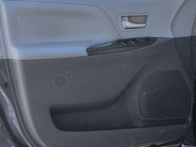 2015 Toyota SIENNA LE 3.5L LE 8 Passenger