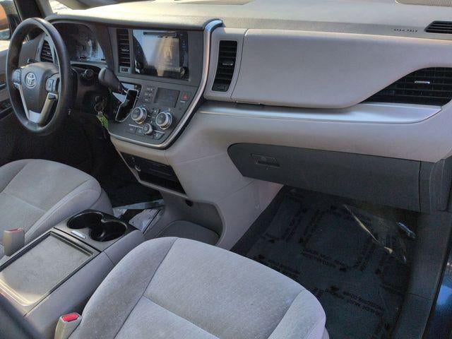 2015 Toyota SIENNA LE 3.5L LE 8 Passenger