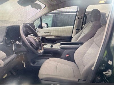 2024 Toyota Sienna LE 8 Passenger