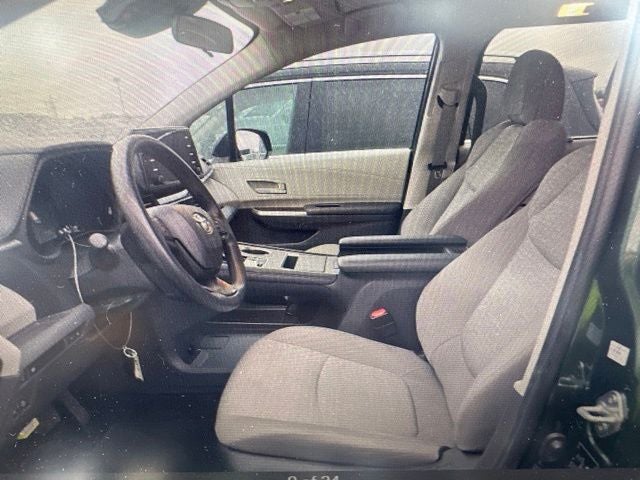 2024 Toyota Sienna LE 8 Passenger