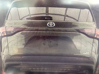 2024 Toyota Sienna LE 8 Passenger