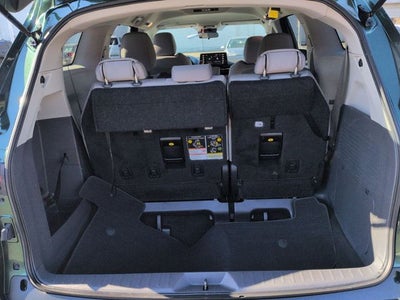 2024 Toyota SIENNA LE LE 8 Passenger