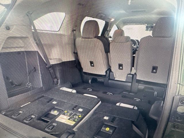 2024 Toyota Sienna LE 8 Passenger