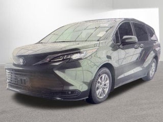 2024 Toyota Sienna LE 8 Passenger