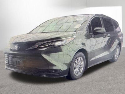 2024 Toyota SIENNA LE LE 8 Passenger