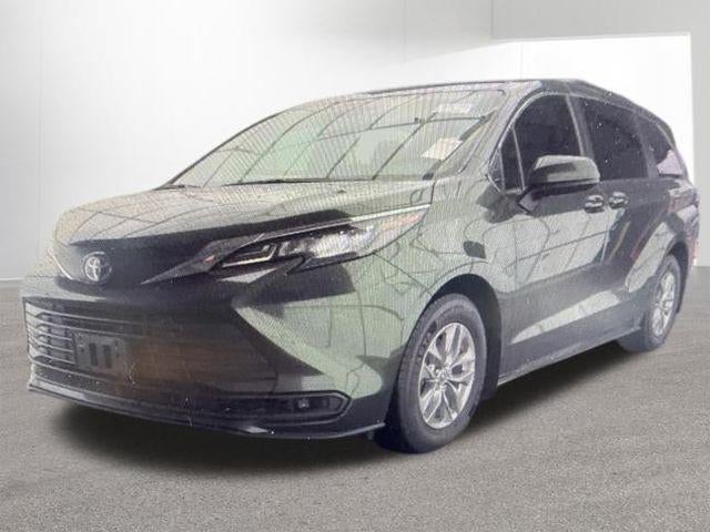 2024 Toyota SIENNA LE LE 8 Passenger