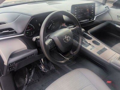 2023 Toyota SIENNA LE LE 8 Passenger