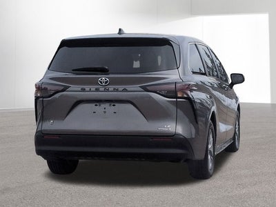 2023 Toyota SIENNA LE LE 8 Passenger