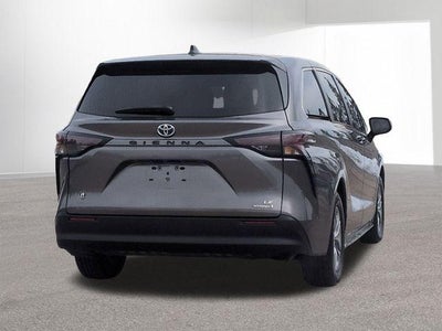 2023 Toyota SIENNA LE LE 8 Passenger