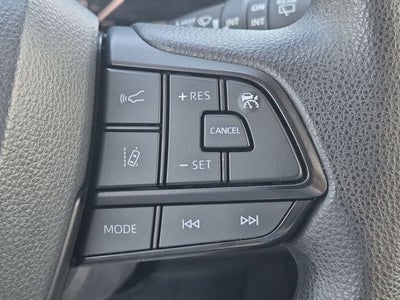 2025 Toyota Sienna LE 8 Passenger