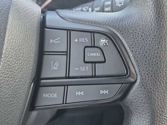 2025 Toyota Sienna LE 8 Passenger