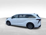 2025 Toyota Sienna LE 8 Passenger