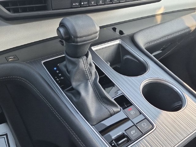 2025 Toyota Sienna LE 8 Passenger