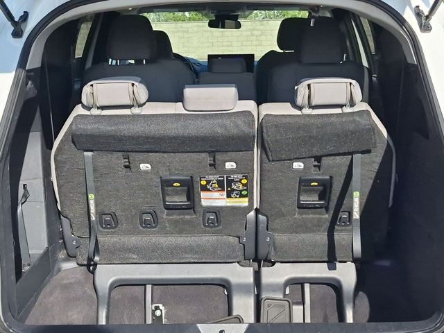 2025 Toyota Sienna LE 8 Passenger