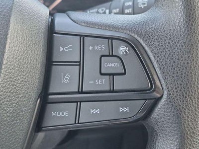 2025 Toyota Sienna LE 8 Passenger
