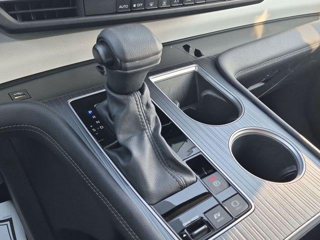 2025 Toyota Sienna LE 8 Passenger