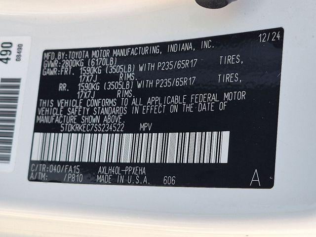 2025 Toyota Sienna LE 8 Passenger