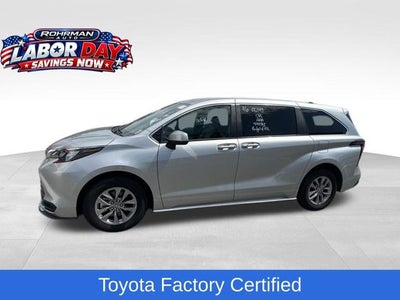 2025 Toyota Sienna LE 8 Passenger