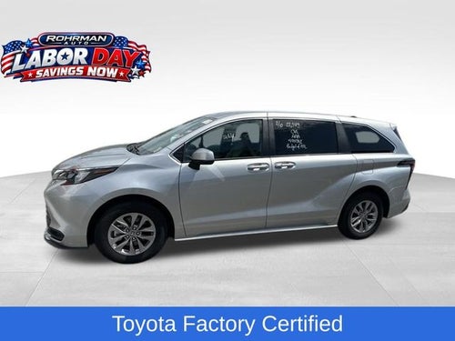 2025 Toyota Sienna LE 8 Passenger
