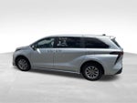 2025 Toyota Sienna LE 8 Passenger