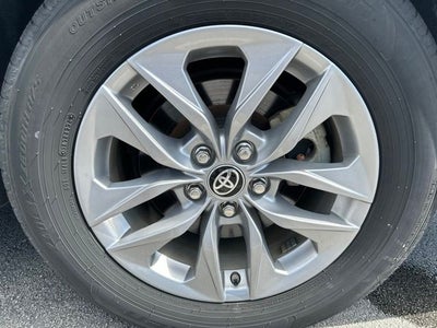 2025 Toyota Sienna LE 8 Passenger