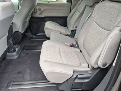 2024 Toyota Sienna LE 8 Passenger