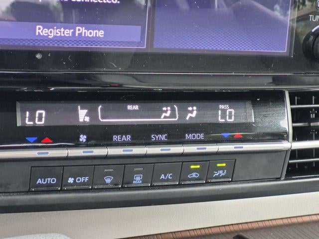 2024 Toyota Sienna LE 8 Passenger