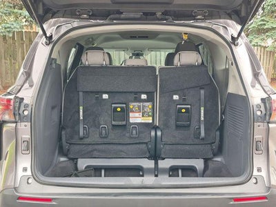 2024 Toyota Sienna LE 8 Passenger